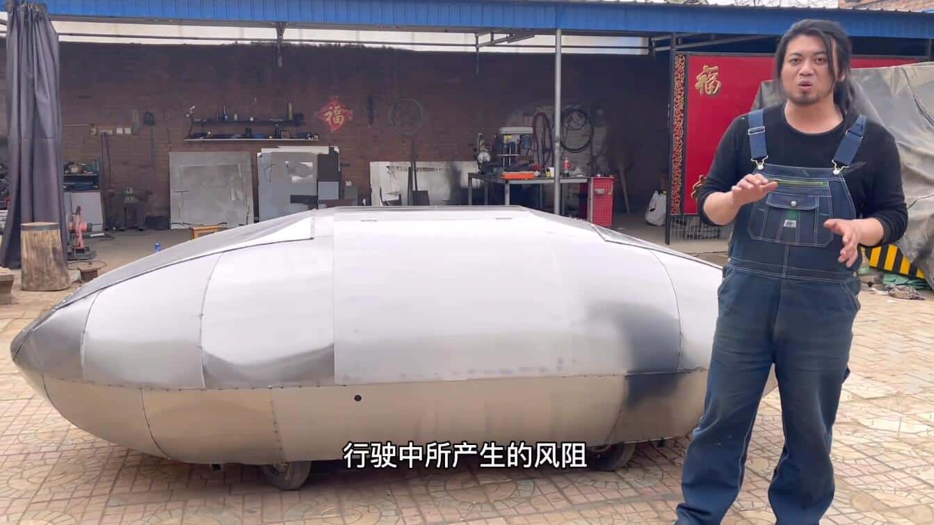 Chinese weblebrity builds electric car that looks like spaceship and