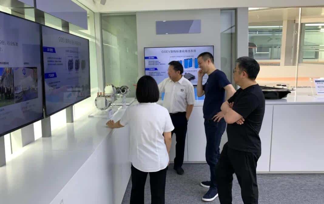 NIO's William Li visited SAIC-GM-Wuling, maker of Mini EV-CnEVPost