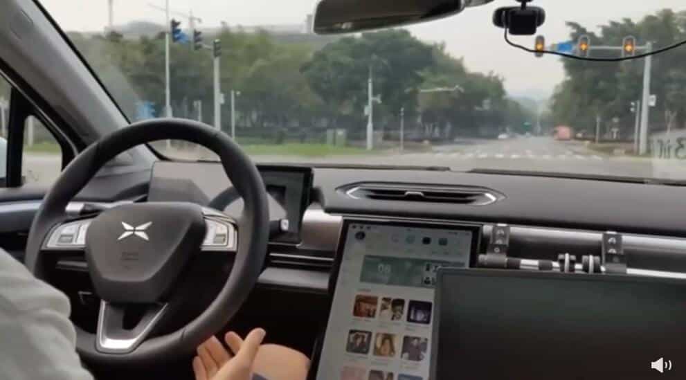 Video shows XPeng testing P5's self-driving capabilities on city roads-CnEVPost