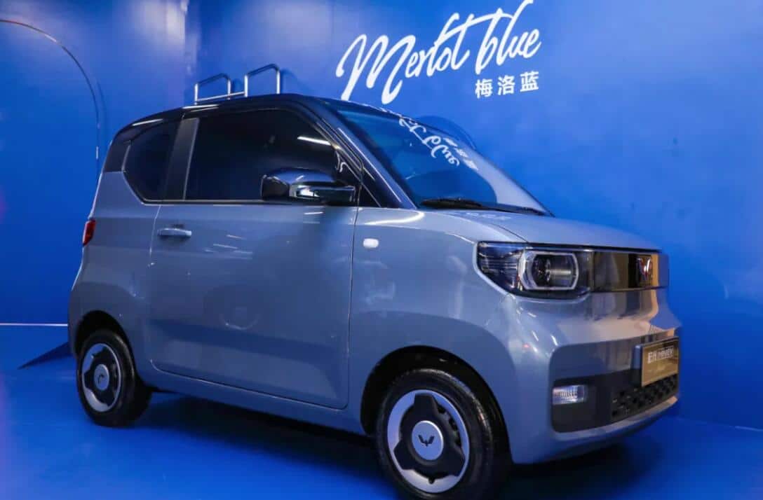 Wuling says Mini EV cumulative sales top 370,000, unveils two new color options-CnEVPost
