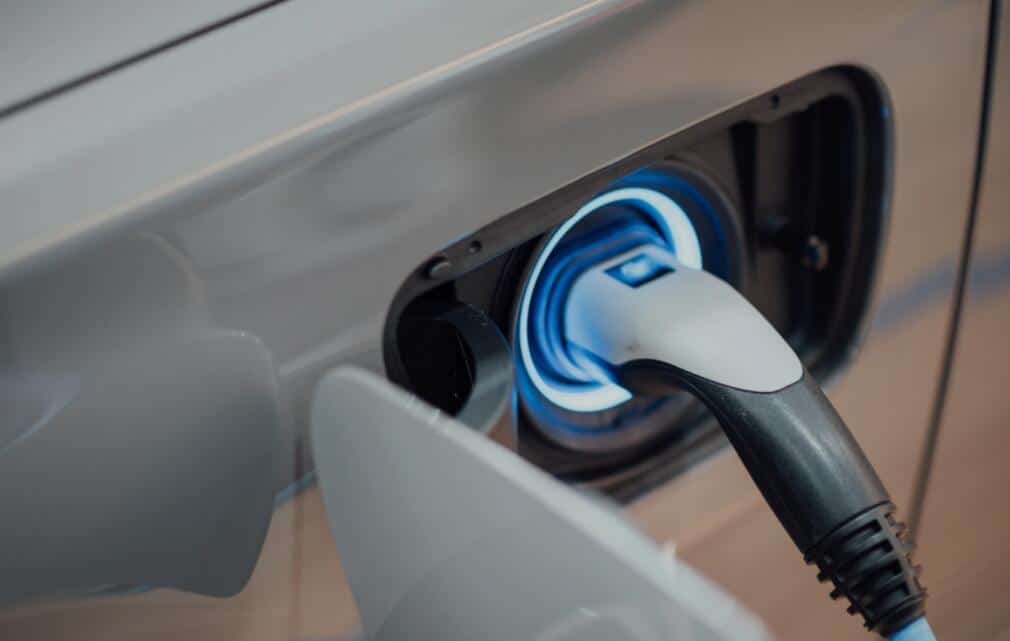 China has too many NEV companies, mergers are encouraged, official says-CnEVPost