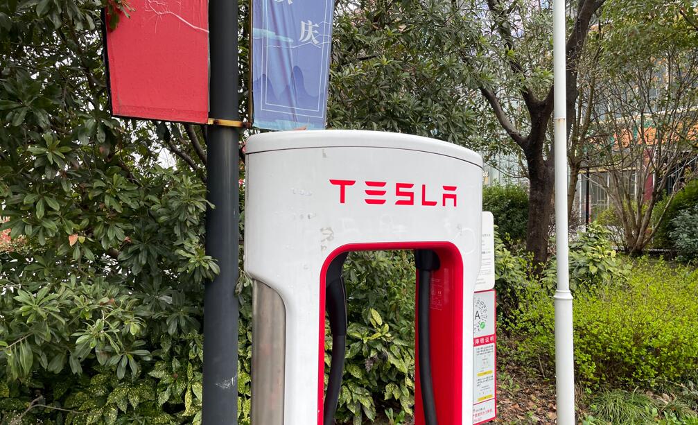 Tesla inks three-year deal with world's largest lithium supplier-CnEVPost