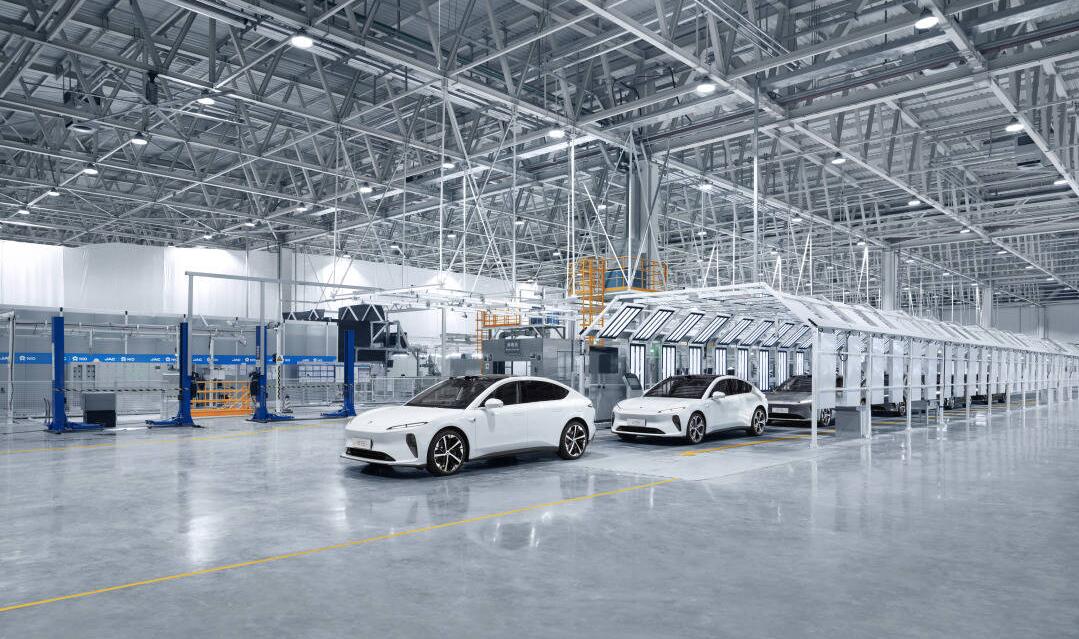 NIO sees first ET5 prototypes for production line validation roll off line-CnEVPost