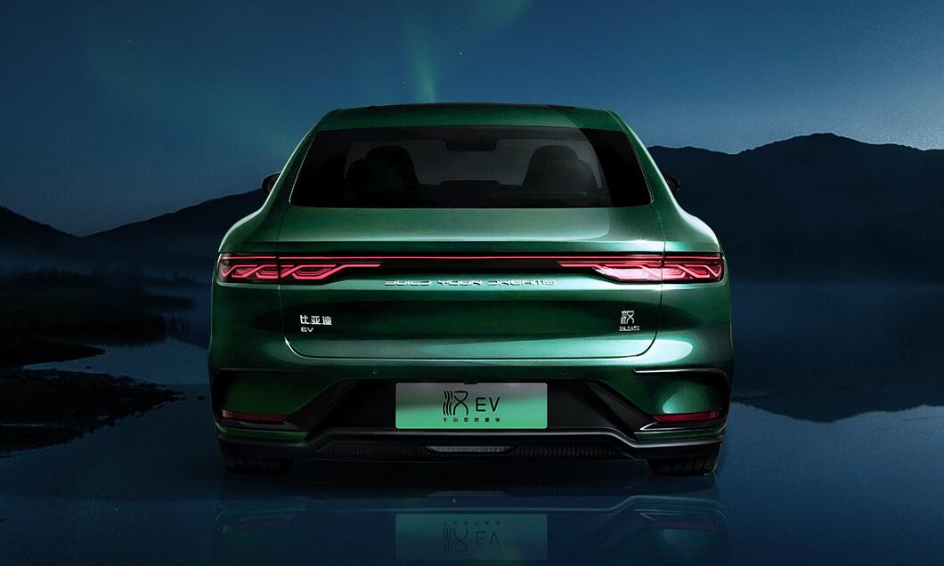 BYD unveils Han EV variant with shiny green color-CnEVPost