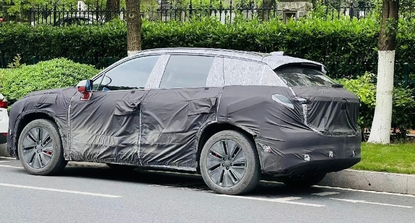 More spy photos of NIO ES7 revealed ahead of planned unveiling in late May-CnEVPost