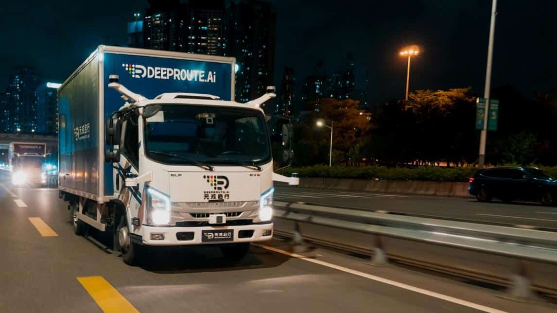 DeepRoute's self-driving trucks used by local courier firm Deppon in major commercialization milestone-CnEVPost