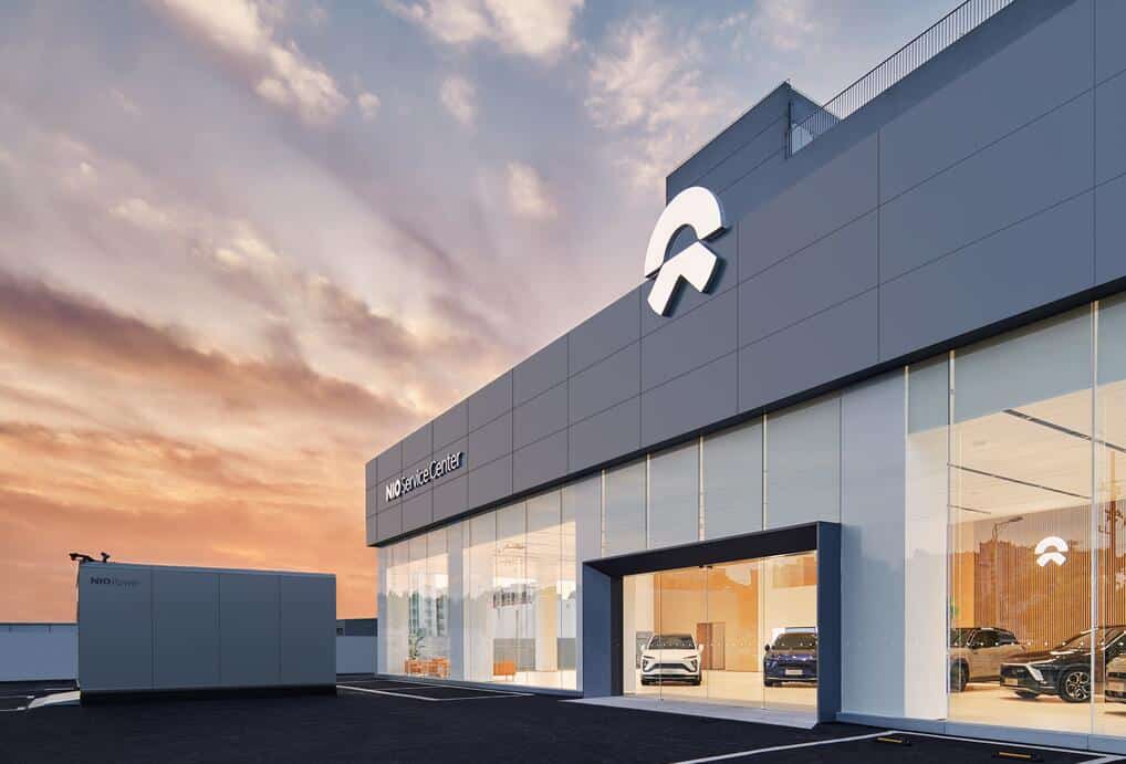 NIO opens new service center in Shanghai, largest one in China-CnEVPost