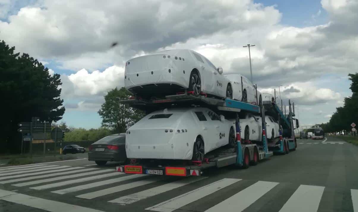 NIO seen transporting ET7 sedans across Europe-CnEVPost