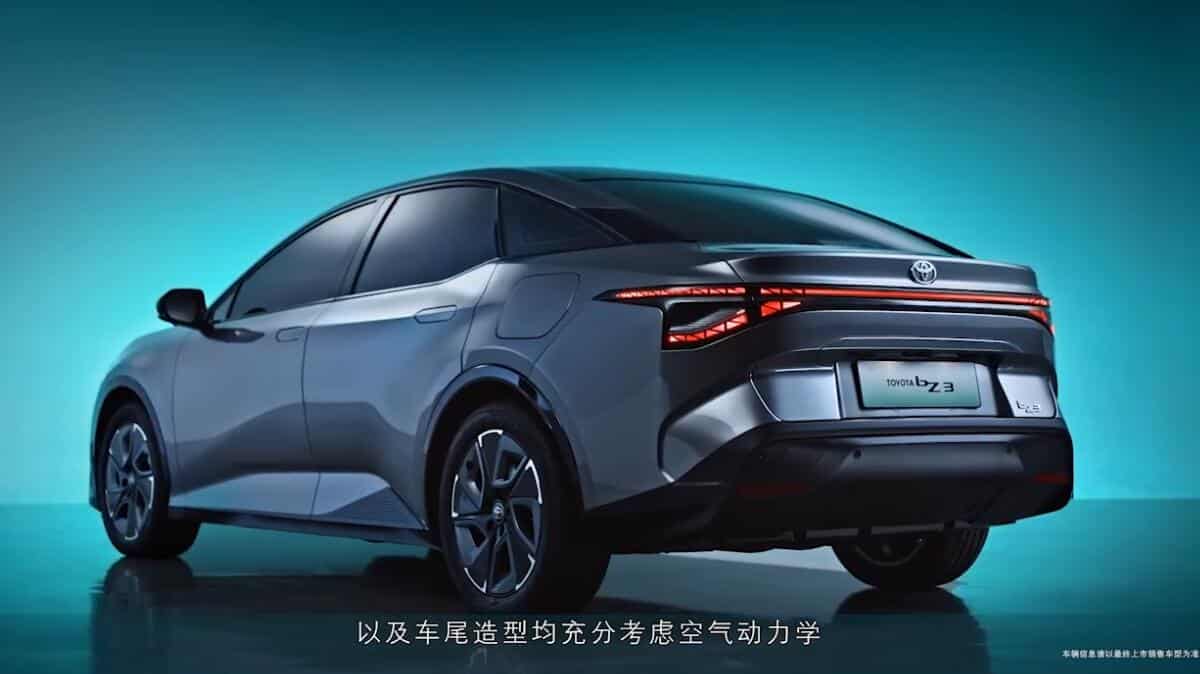 Toyota Unveils Electric Sedan BZ3 With BYD Battery And Motor In China ...